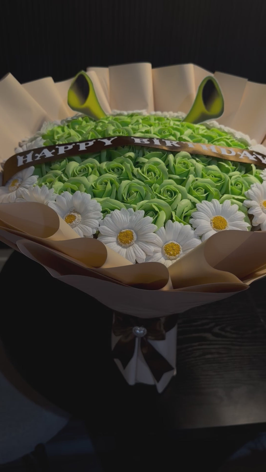 Shrek bouquet